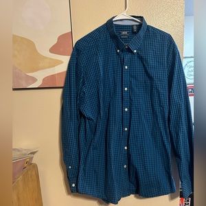 SALE✨✨Men’s Izod Teal Checkered Shirt